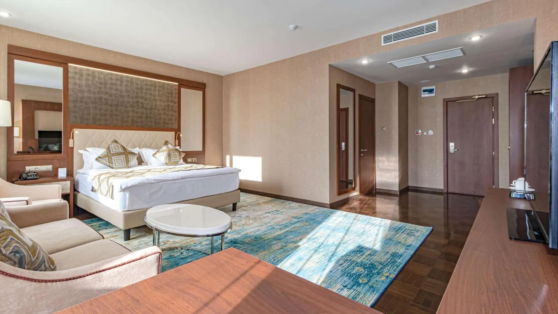 Best Western Plus Astana Hotel